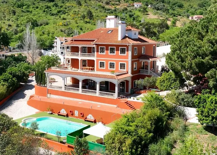 High Casa de hóspedes 4*